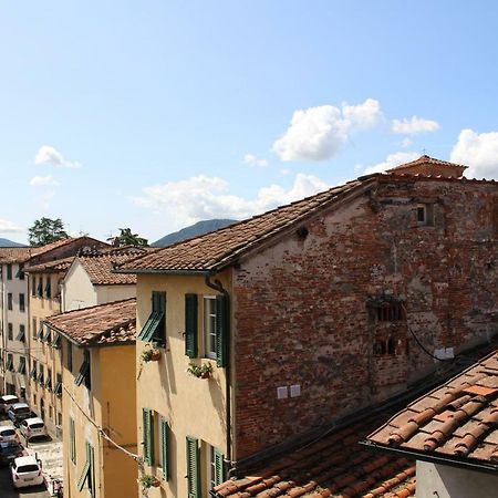 Delizioso Appartamento Centro Storico Lucca Comics Экстерьер фото